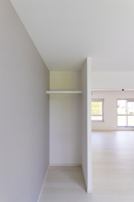 リノベーション後｜洋室２収納