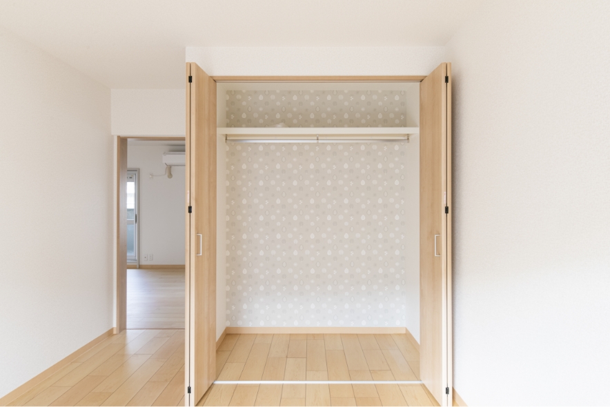リノベーション後｜洋室３収納